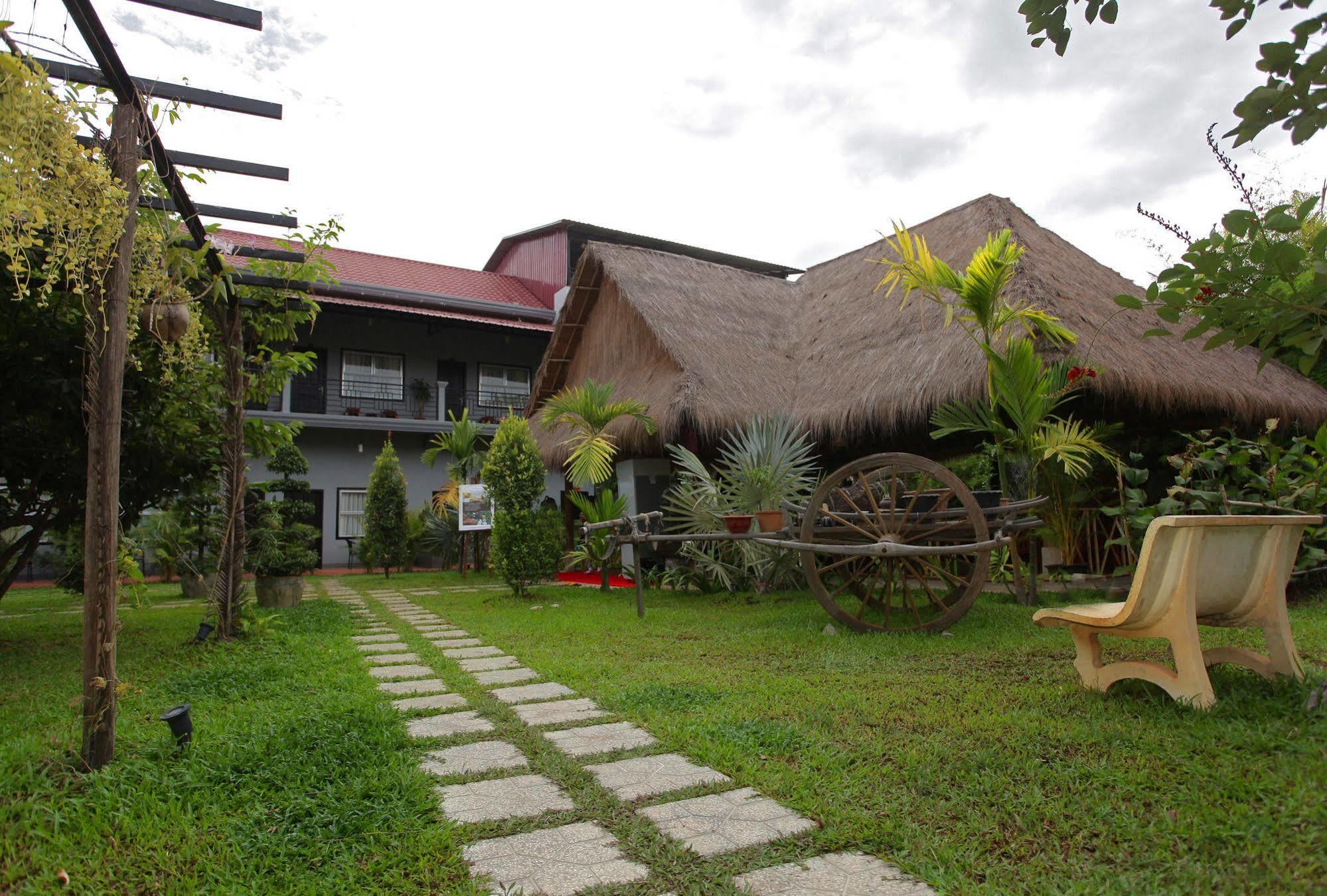 Reveal Angkor Hotel Siem Reap Ngoại thất bức ảnh