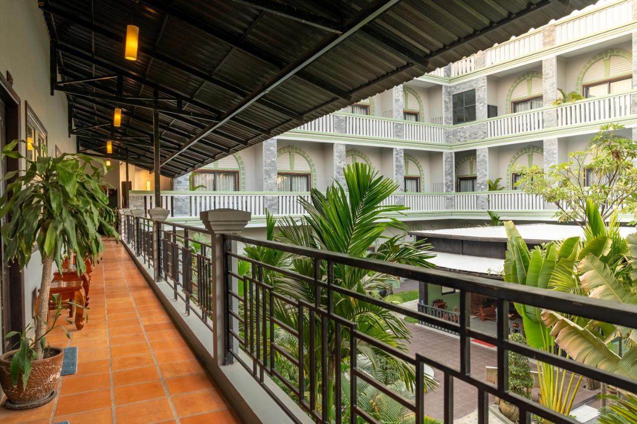 Reveal Angkor Hotel Siem Reap Ngoại thất bức ảnh