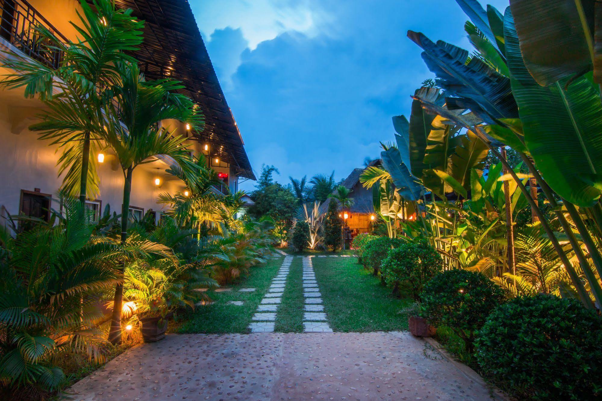 Reveal Angkor Hotel Siem Reap Ngoại thất bức ảnh